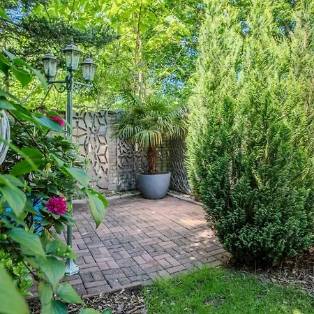 Grosses Haus - Gartenterrasse - Nahe Messen - Treppenlift - Koeln-Dus וילה